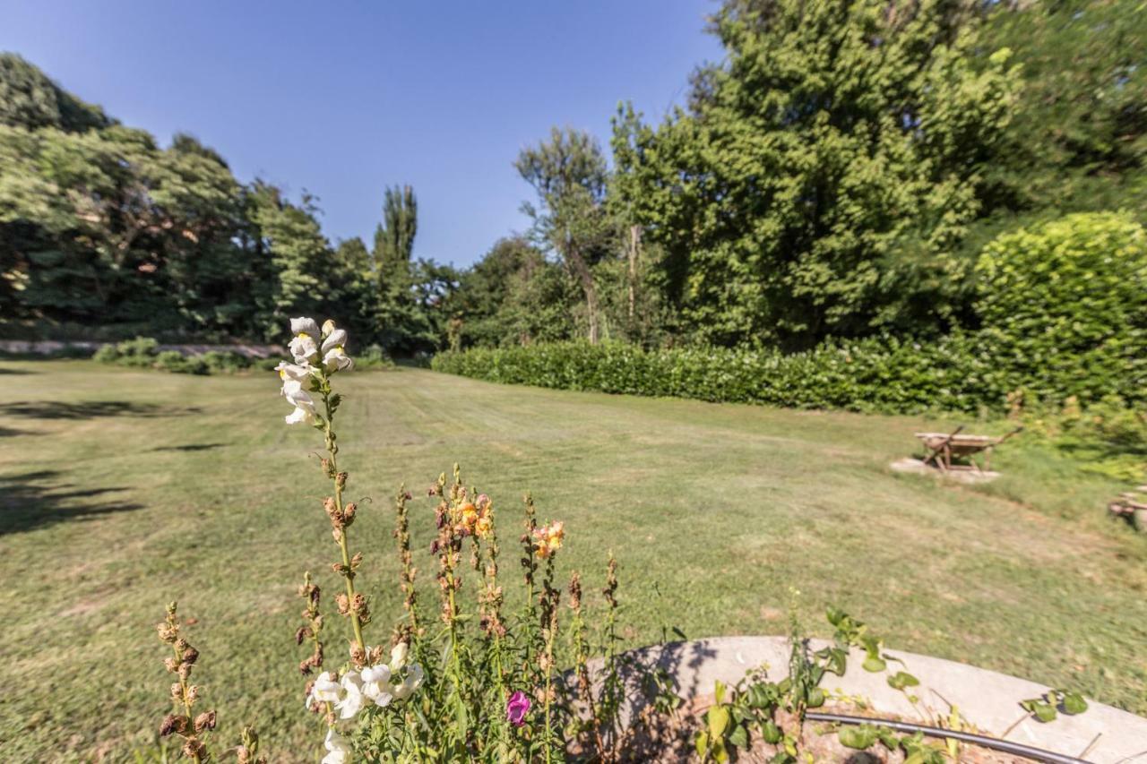 Borgo Sartoni Case Vacanze Appartamenti In Affitto Bolonha Exterior foto