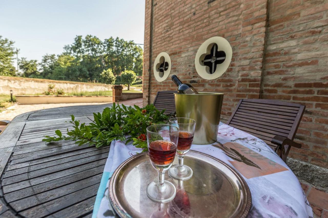 Borgo Sartoni Case Vacanze Appartamenti In Affitto Bolonha Exterior foto