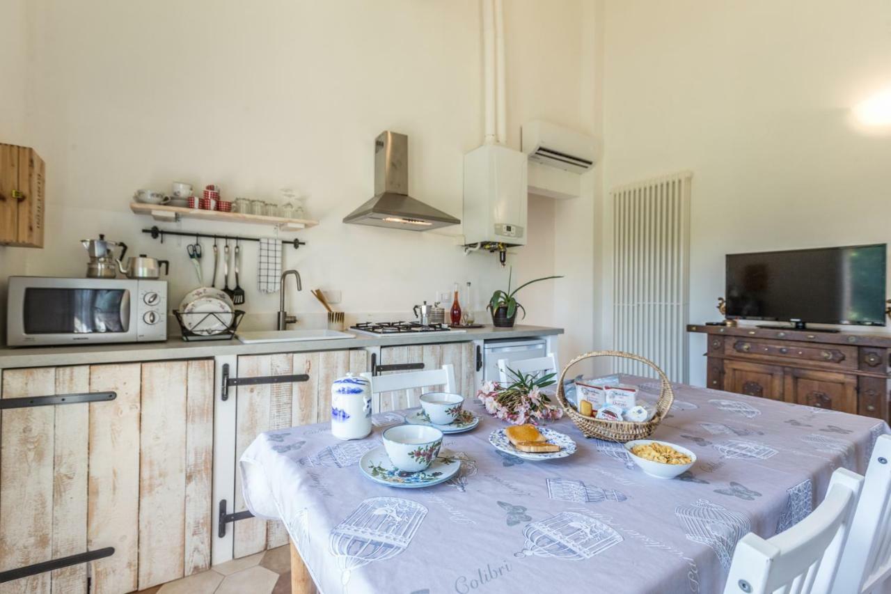 Borgo Sartoni Case Vacanze Appartamenti In Affitto Bolonha Exterior foto